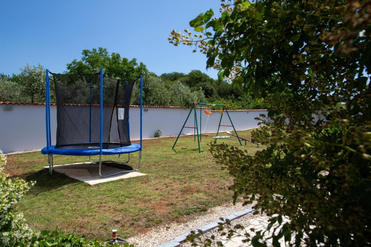Holiday Home Petrovic Medulin Extérieur photo