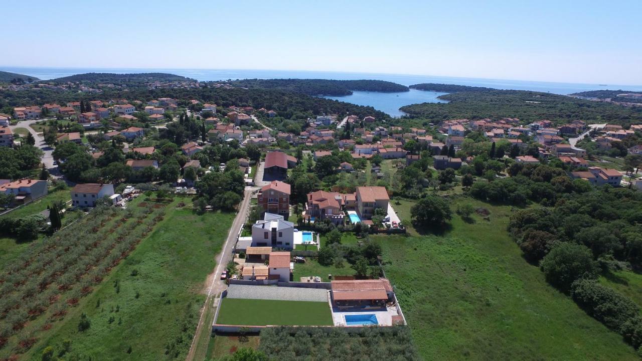 Holiday Home Petrovic Medulin Extérieur photo